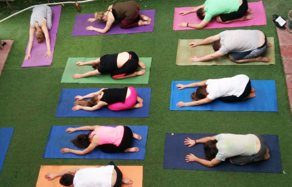 300 hour yoga TTC in Rishikesh